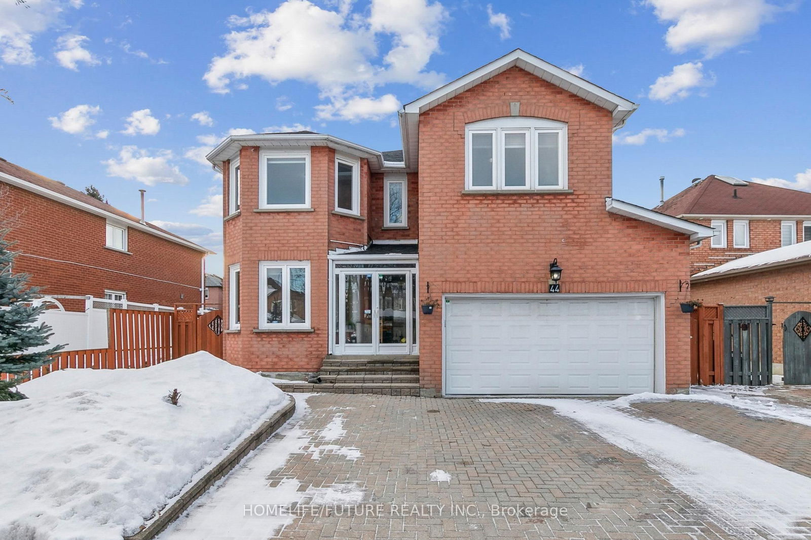 Detached House for sale at 44 Norman Ross Drive, Markham, Middlefield, L3S 2Z1 - MLS: N11964439