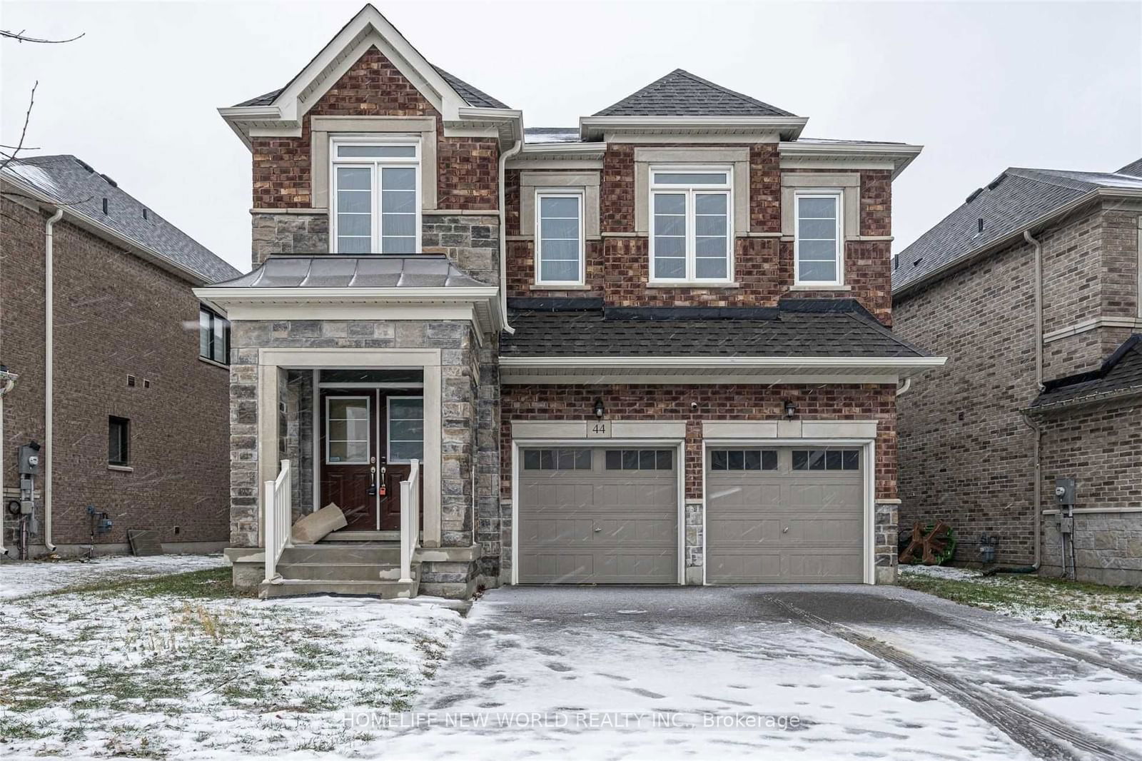 Building at 44 Pear Blossom Way, East Gwillimbury, Holland Landing