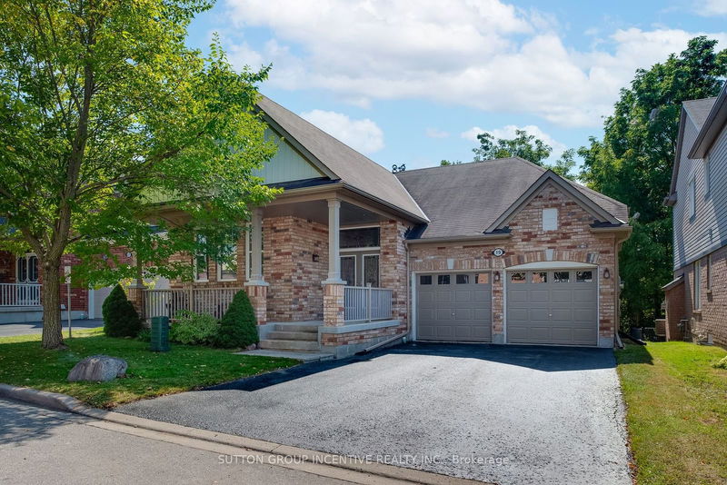 19 Paddison Pl, New Tecumseth - Alliston image-0-0