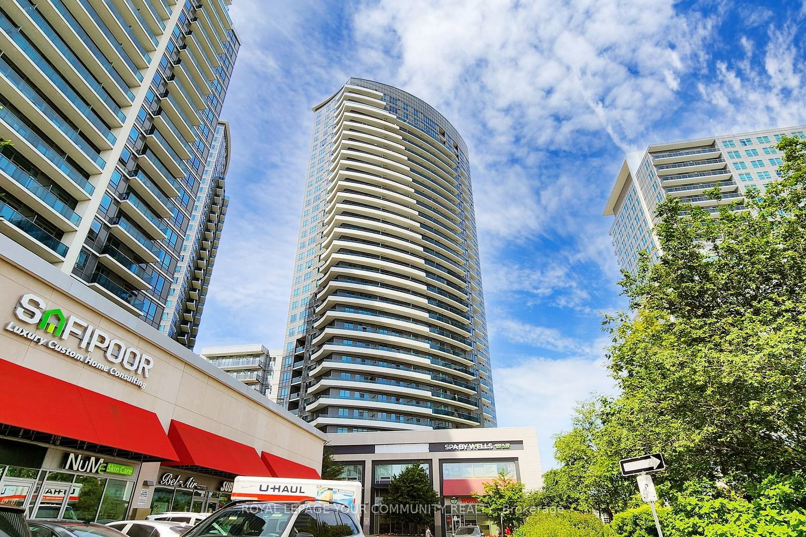 Condo for sale at 2105-7171 Yonge Street, Markham, Commerce Valley, L3T 0C5 - MLS: N11965052