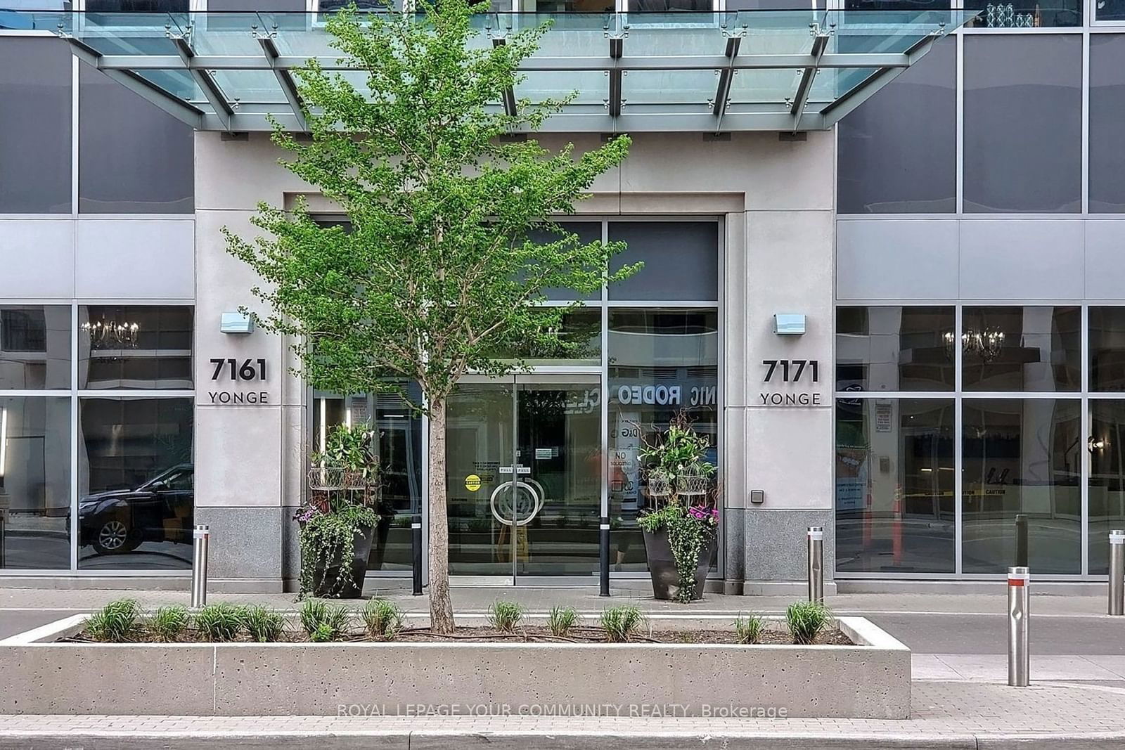 Condo for sale at 2105-7171 Yonge Street, Markham, Commerce Valley, L3T 0C5 - MLS: N11965052