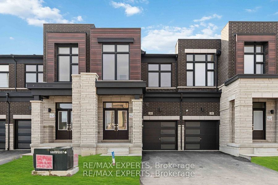 Townhouse for sale at 33 Kinloss Street, Vaughan, Kleinburg, L4H 3N5 - MLS: N11965392