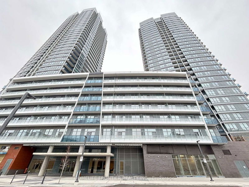 home for lease on 729B-50 Upper Mall Way