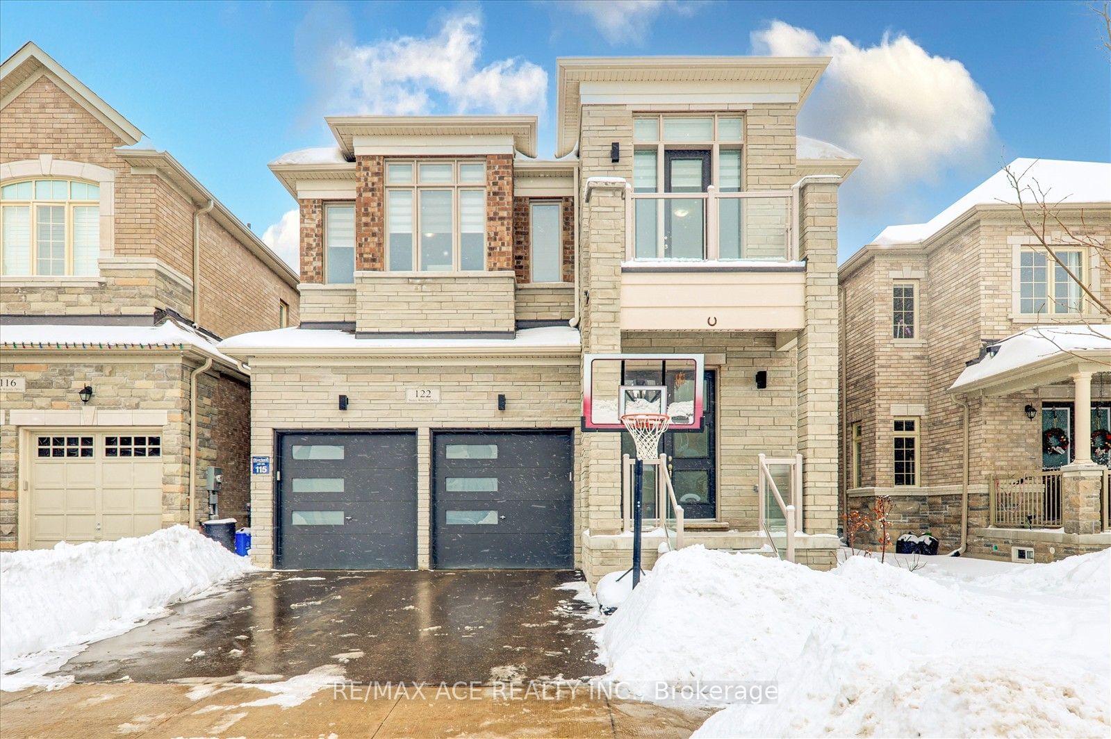 Detached House for sale at 122 Steam Whistle Drive, Whitchurch-Stouffville, Stouffville, L4A 4X5 - MLS: N11966283