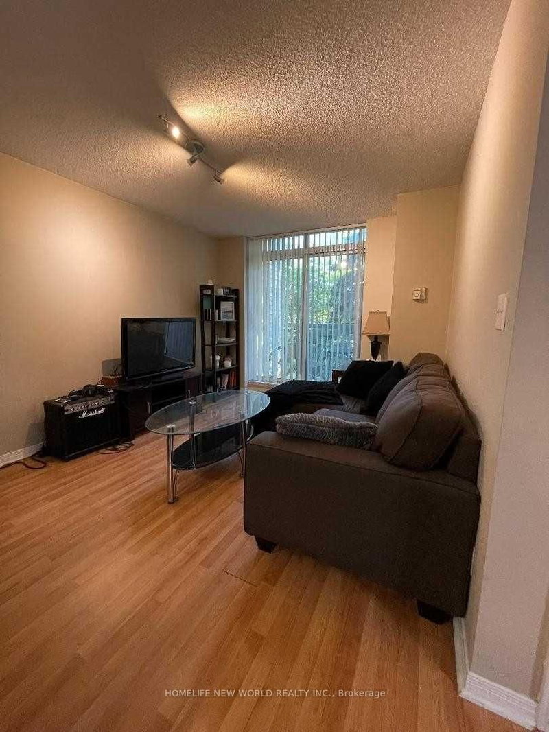 105 - 3 Ellesmere St, Richmond Hill, L4B 4N2 | Image 3