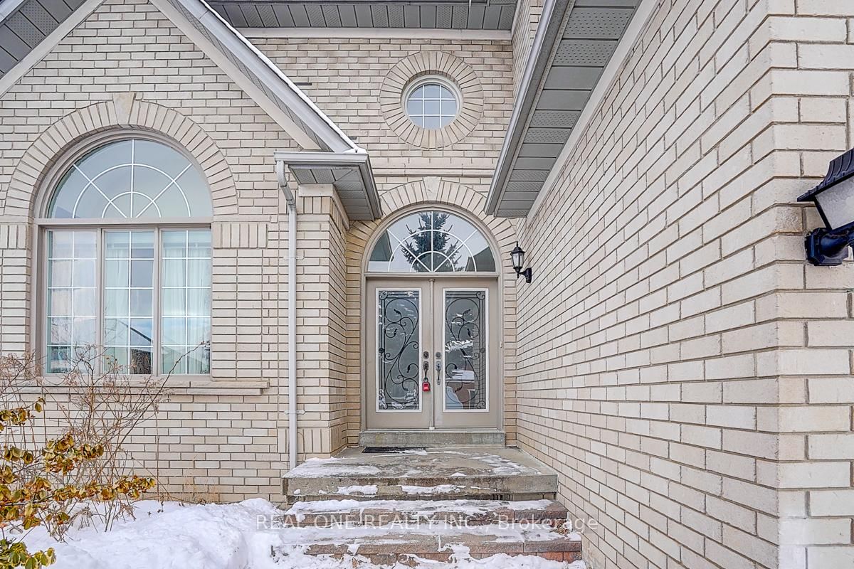 Detached House sold at 65 Boxwood Crescent, Markham, Rouge Fairways, L3S 3P9 - MLS: N11966937