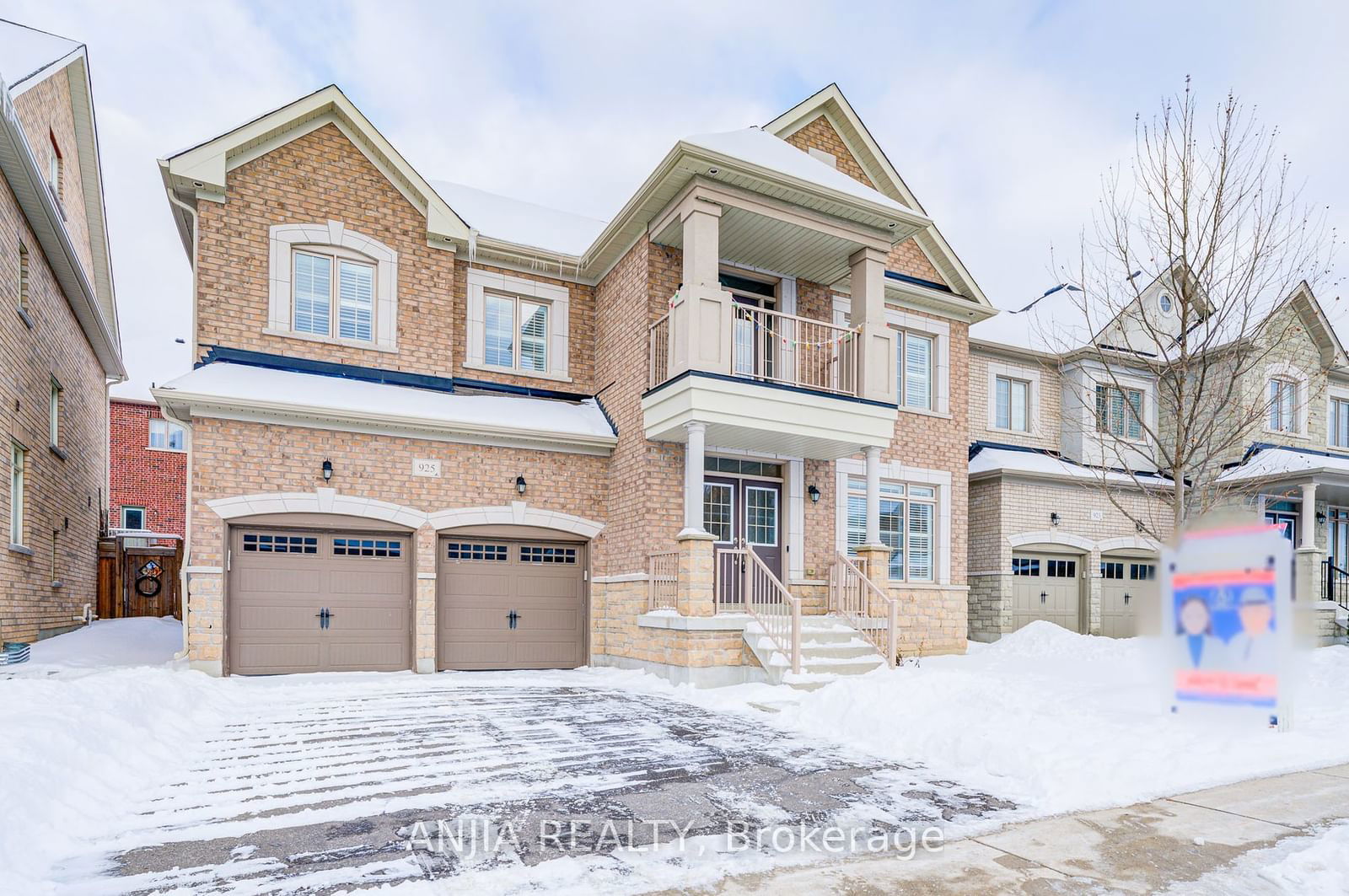 Detached House for sale at 925 Ernest Cousins Circle, Newmarket, Stonehaven-Wyndham, L3X 0B7 - MLS: N11967179