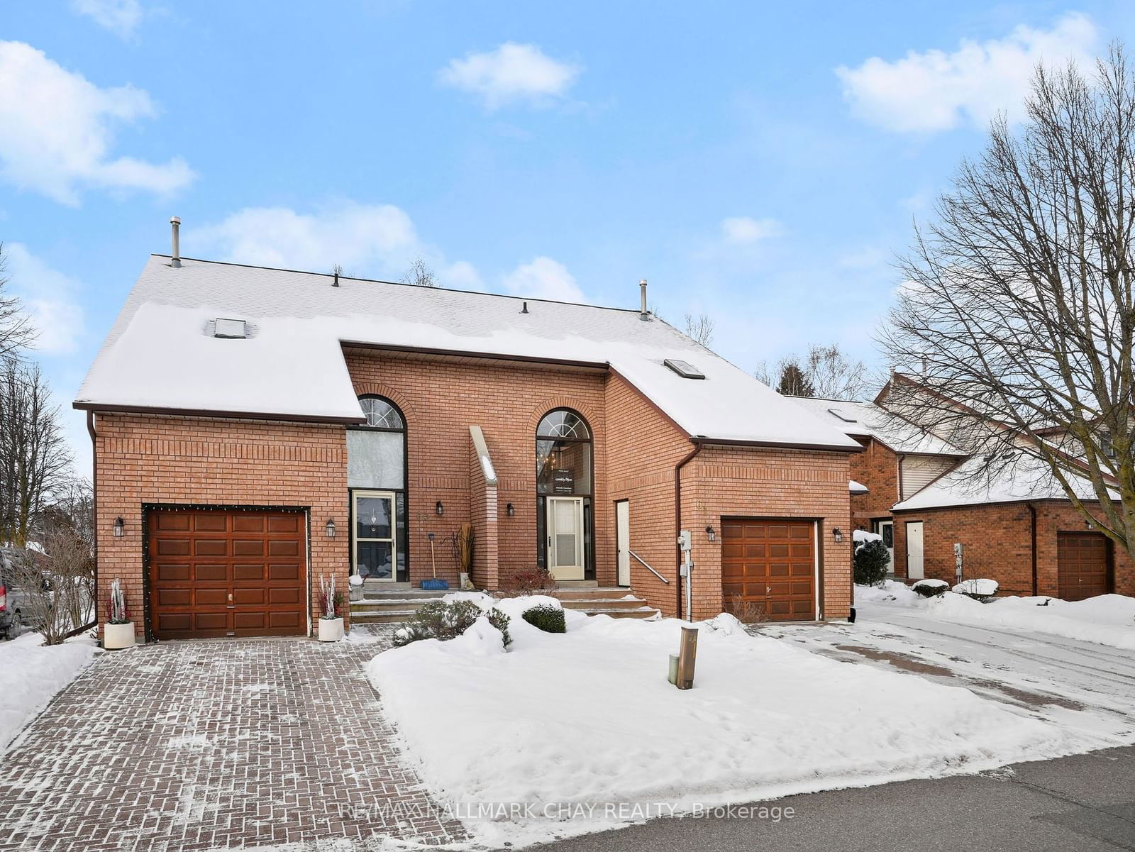 Townhouse for sale at 61 Green Briar Road, New Tecumseth, Alliston, L9R 1R6 - MLS: N11967750