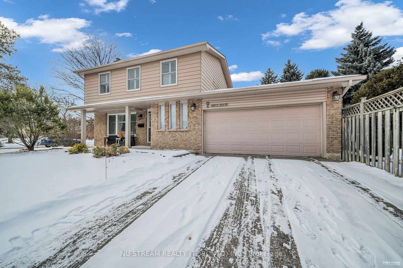 Detached House for sale at 2 Liebeck Crescent, Markham, Unionville, L3R 1Y5 - MLS: N11968734