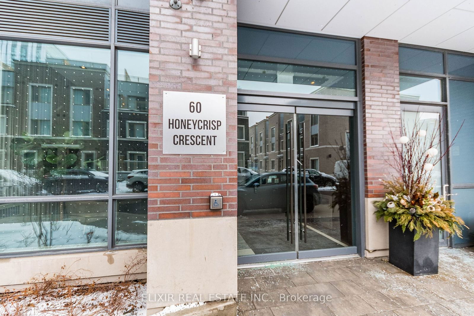 Condo for lease at 522-60 Honeycrisp Crescent, Vaughan, Vaughan Corporate Centre, L4K 0N5 - MLS: N11969108