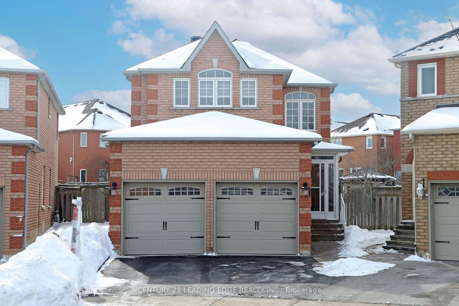 Detached House sold at 37 Stella Drive, Markham, Middlefield, L3G 4G9 - MLS: N11969290