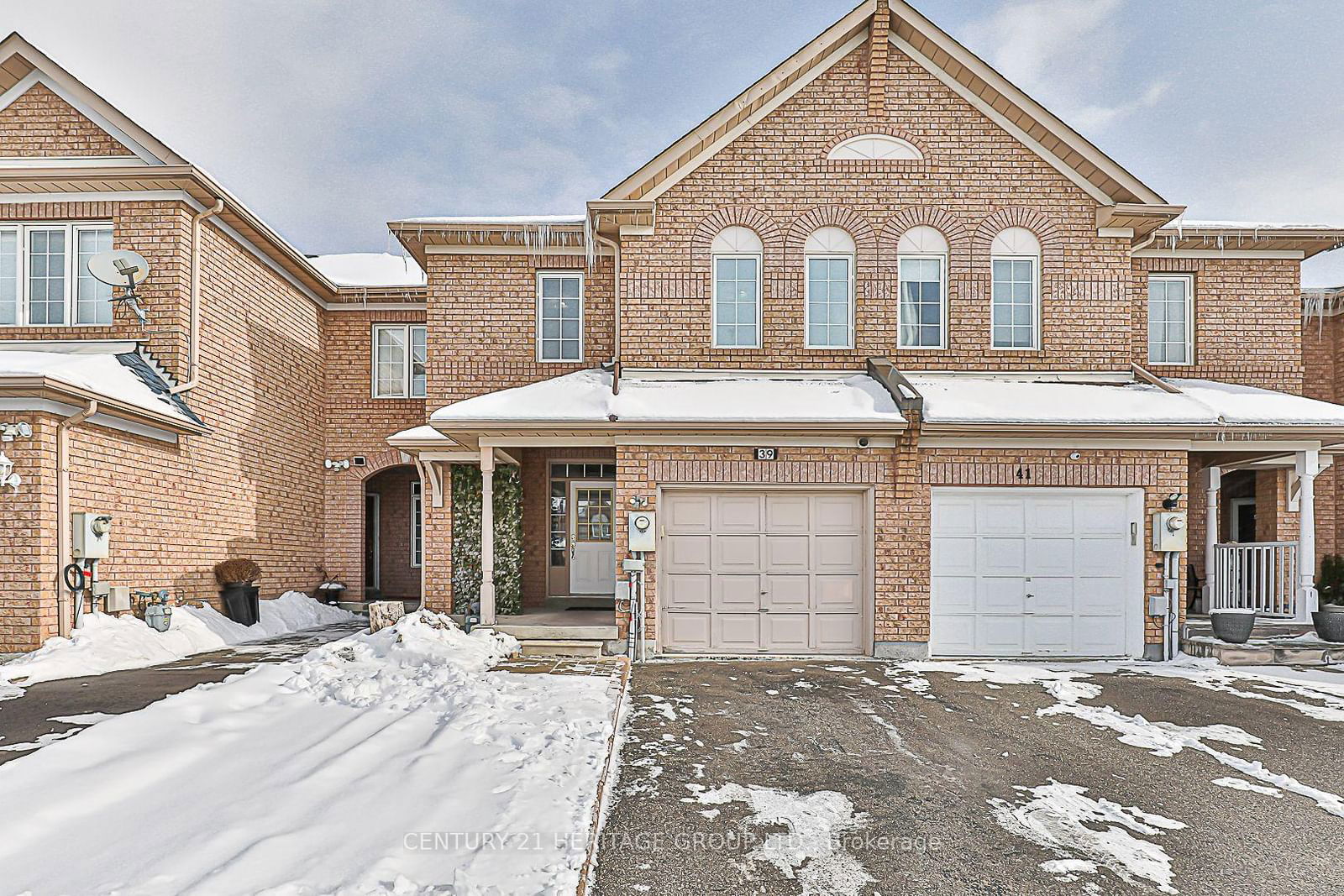 Townhouse for sale at 39 Craddock Street, Vaughan, Maple, L6A 2R6 - MLS: N11969298