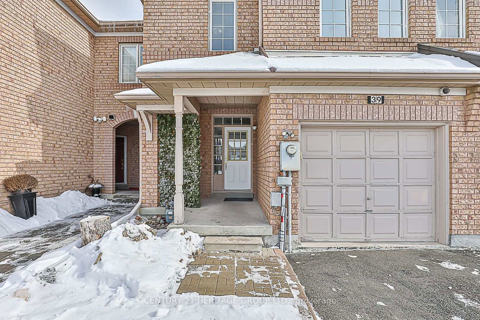 Townhouse for sale at 39 Craddock Street, Vaughan, Maple, L6A 2R6 - MLS: N11969298