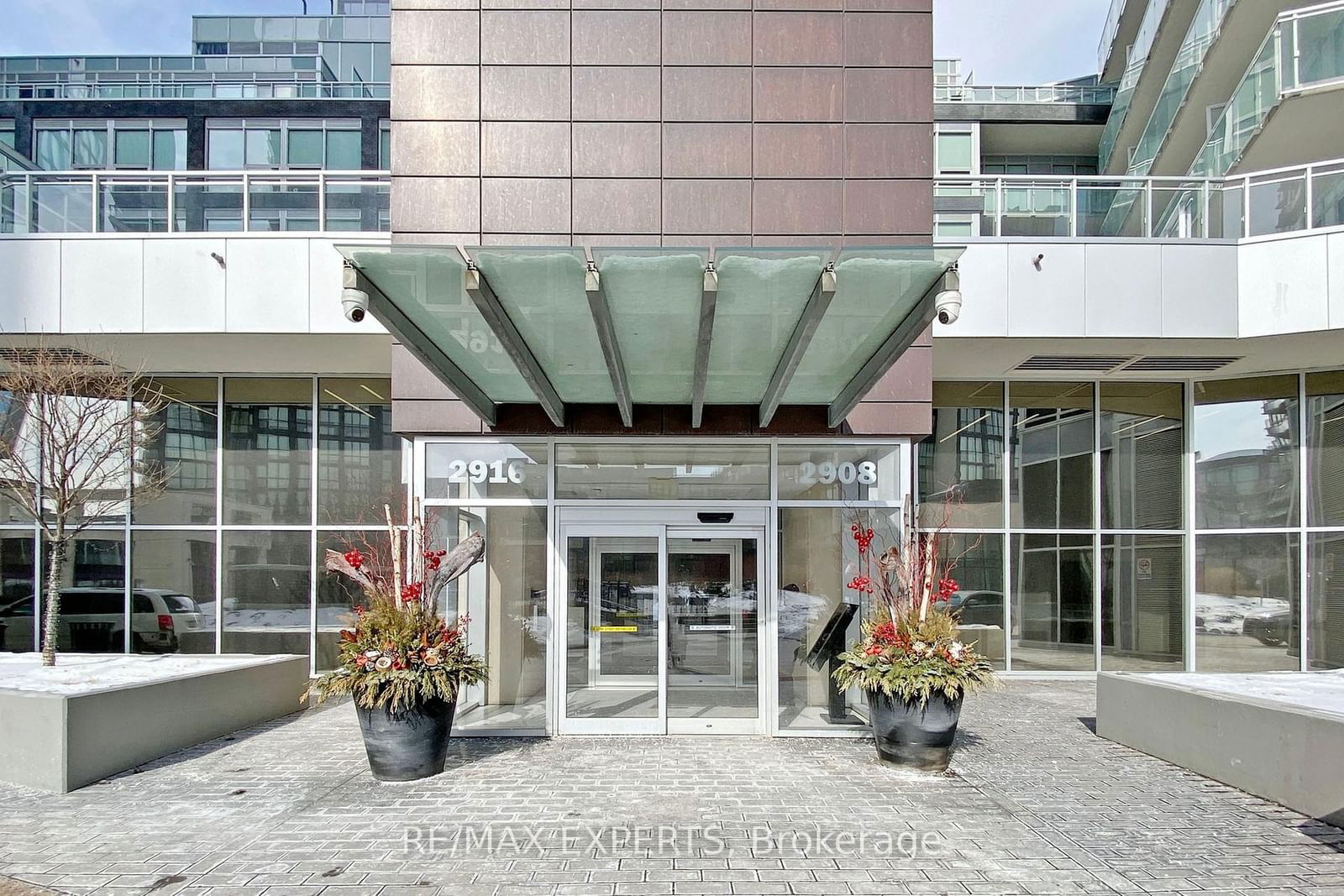 Condo sold at 1901-2916 Highway 7, Vaughan, Concord, L4K 0K6 - MLS: N11970631