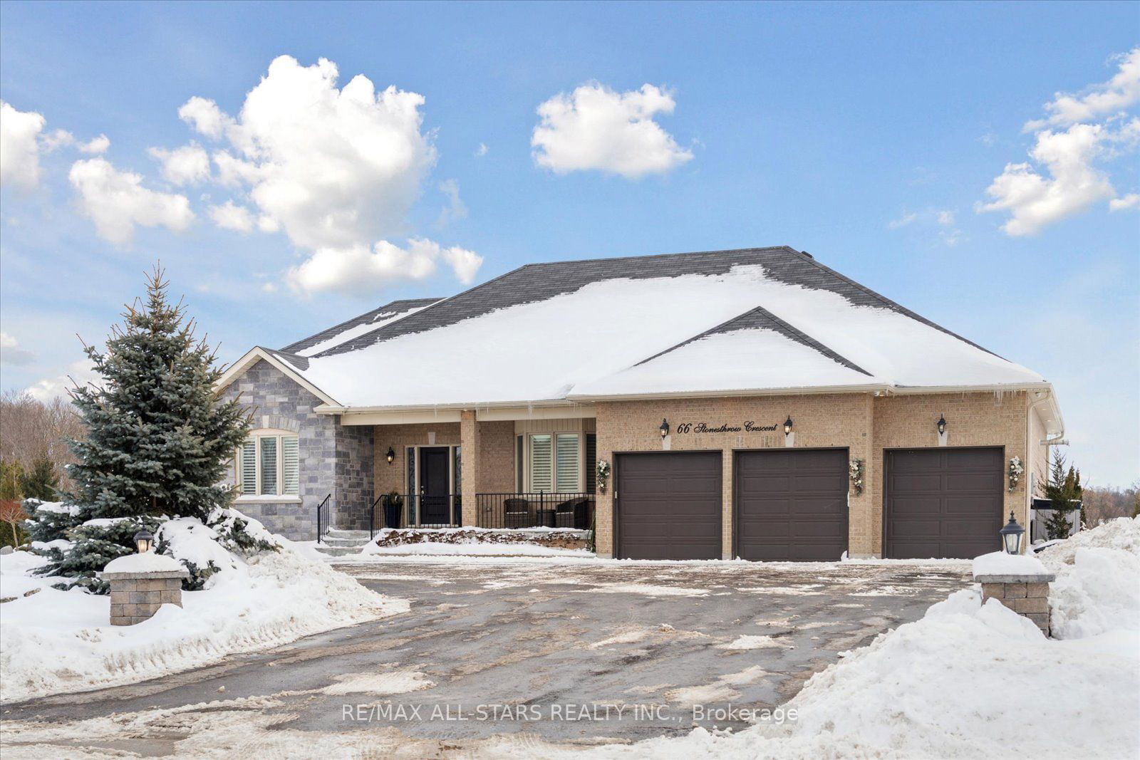 Detached House for sale at 66 Stonesthrow Crescent, Uxbridge, Rural Uxbridge, L0C 1A0 - MLS: N11971099