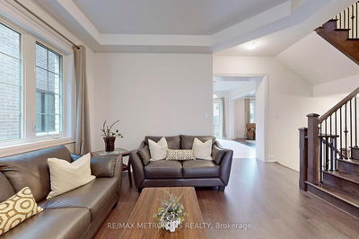 100 Ballantyne Blvd, Vaughan - Vellore Village image-0-3
