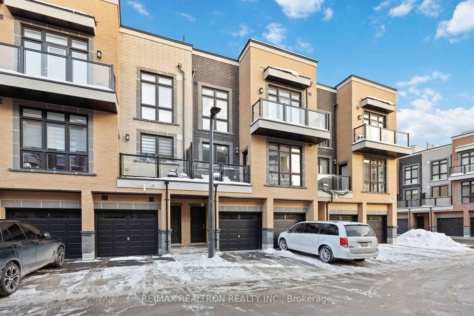 Townhouse for sale at 3-12860 Yonge Street, Richmond Hill, Oak Ridges, L4E 1J4 - MLS: N11971594