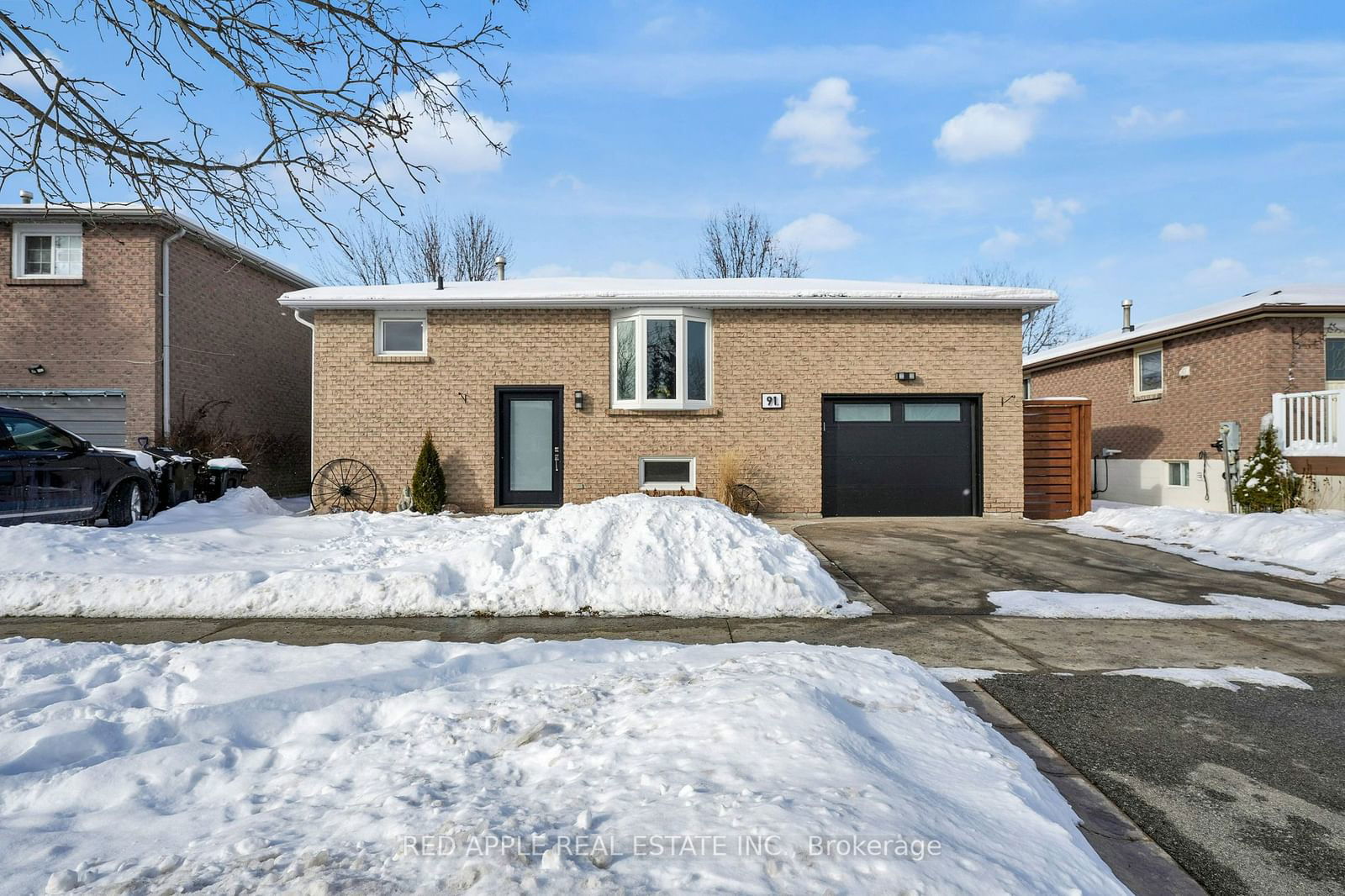 Detached House for sale at 91 Ondrey Street, Bradford West Gwillimbury, Bradford, L3Z 2X1 - MLS: N11971758