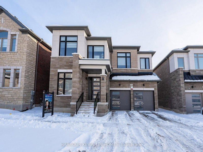 9 Backhouse Dr, Richmond Hill, L4E 1M8 | Image 2