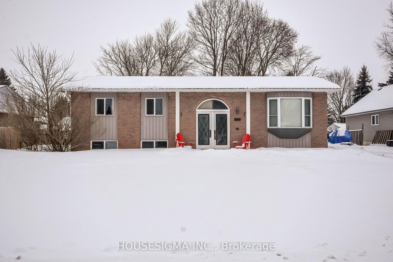 Detached House sold at 229 Sunset Crescent, Innisfil, Stroud, L9S 1J2 - MLS: N11972646