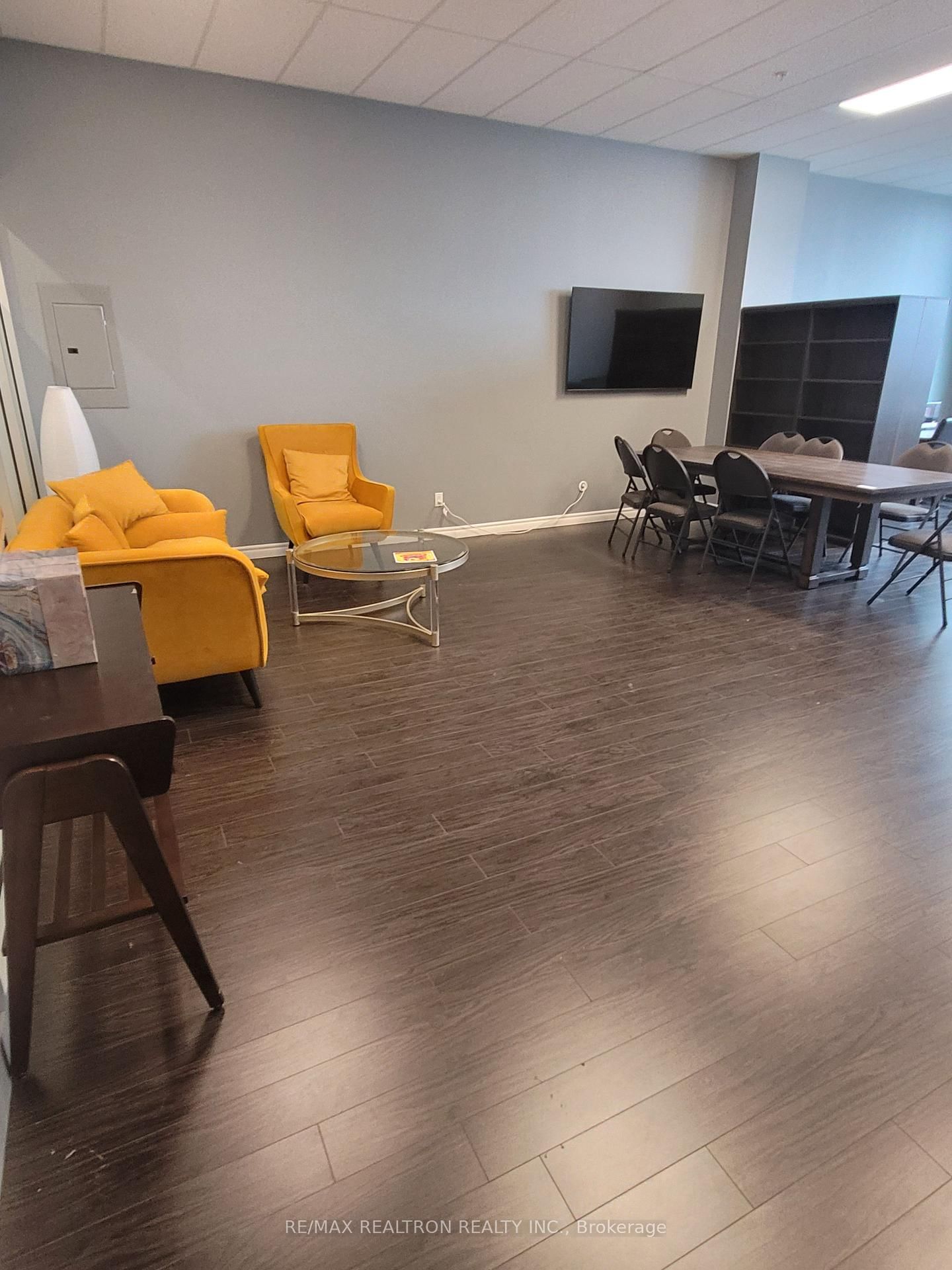 7163 Yonge Street, Unit 289 - Photo 8