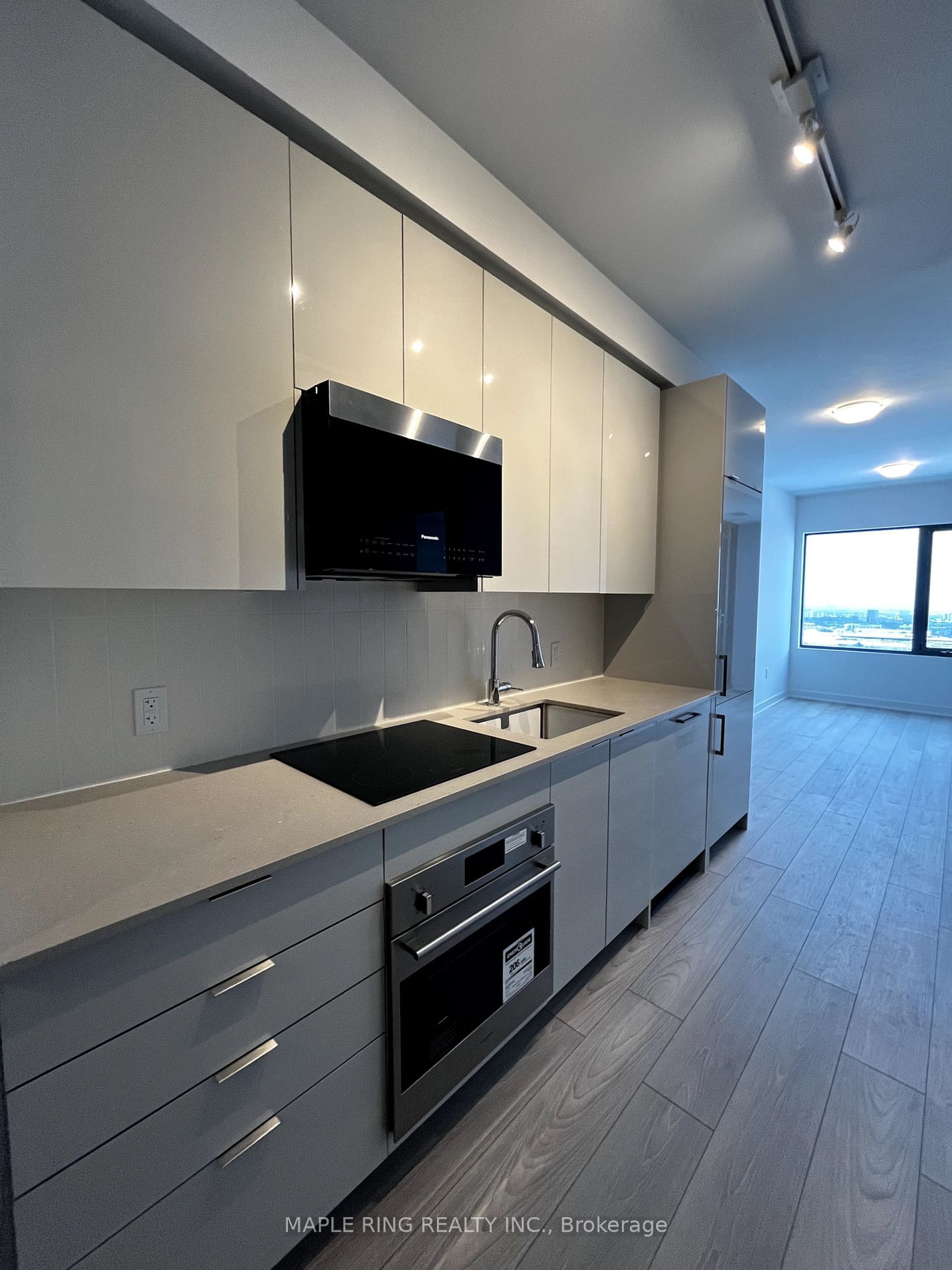 Condo for lease at 3804-2920 Highway 7, Vaughan, Vaughan Corporate Centre, L4K 0P4 - MLS: N11973169