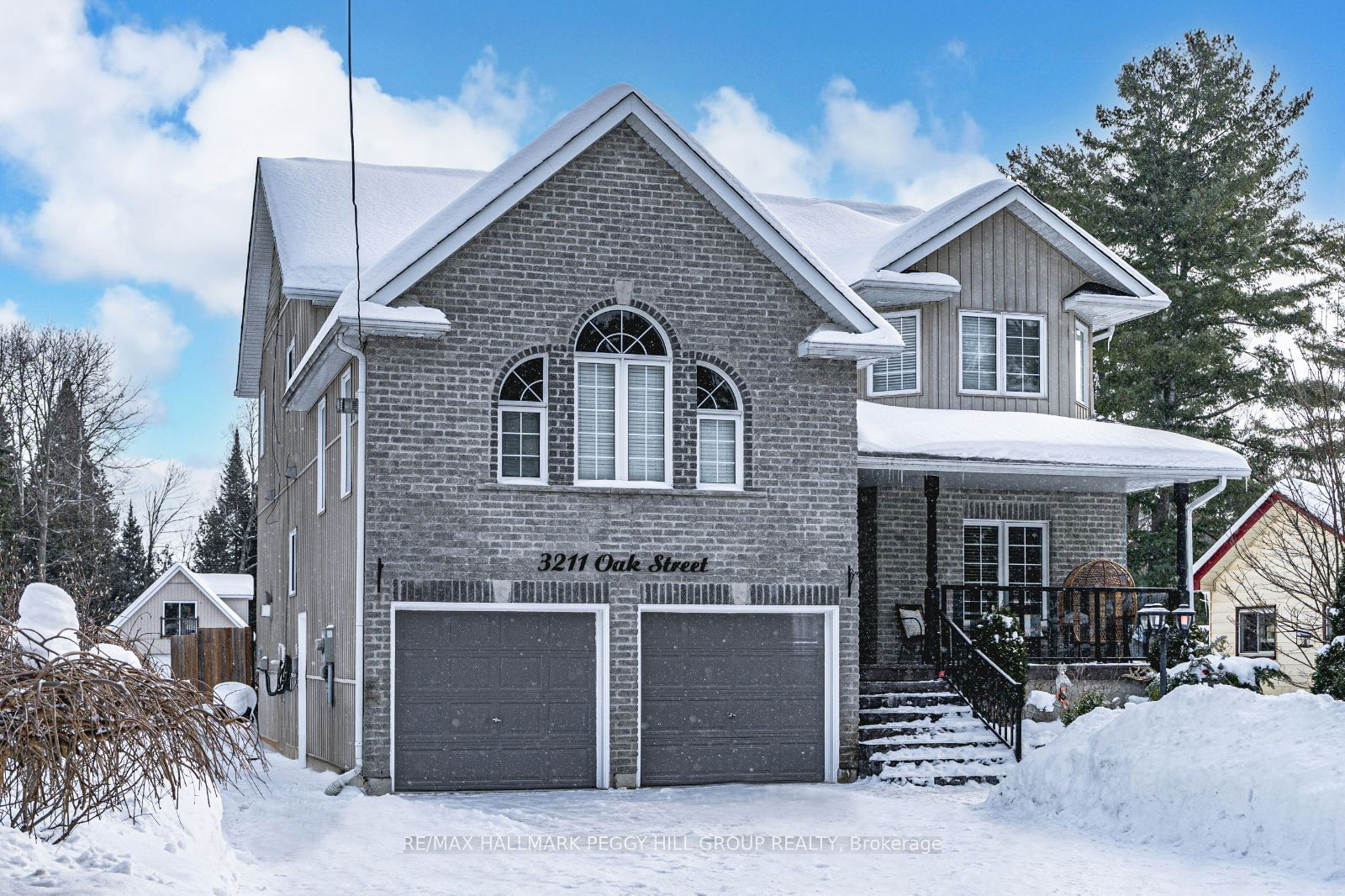 Detached House for sale at 3211 Oak Street, Innisfil, Rural Innisfil, L9S 2K3 - MLS: N11973351