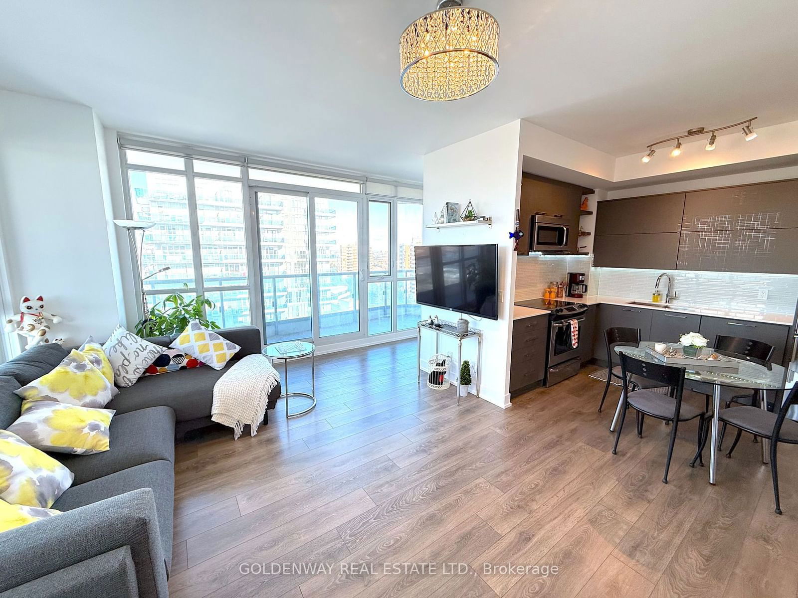 Condo for sale at 1515-9471 Yonge Street, Richmond Hill, Observatory, L4C 0Z5 - MLS: N11973705