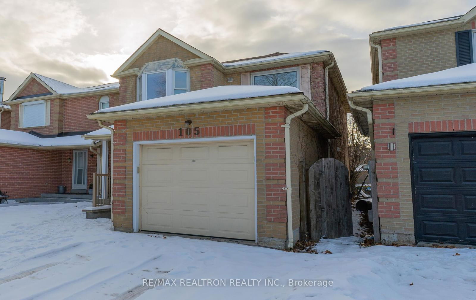 Detached House for sale at 105 Gailcrest Circle, Vaughan, Crestwood-Springfarm-Yorkhill, L4J 5V6 - MLS: N11973779