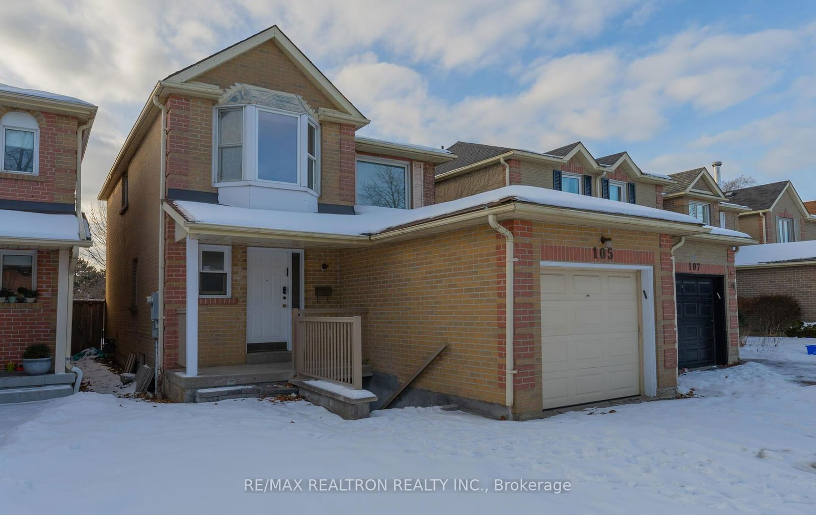 Detached House for sale at 105 Gailcrest Circle, Vaughan, Crestwood-Springfarm-Yorkhill, L4J 5V6 - MLS: N11973779