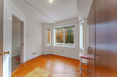 57 Leitchcroft Cres, Markham - Commerce Valley image-0-4