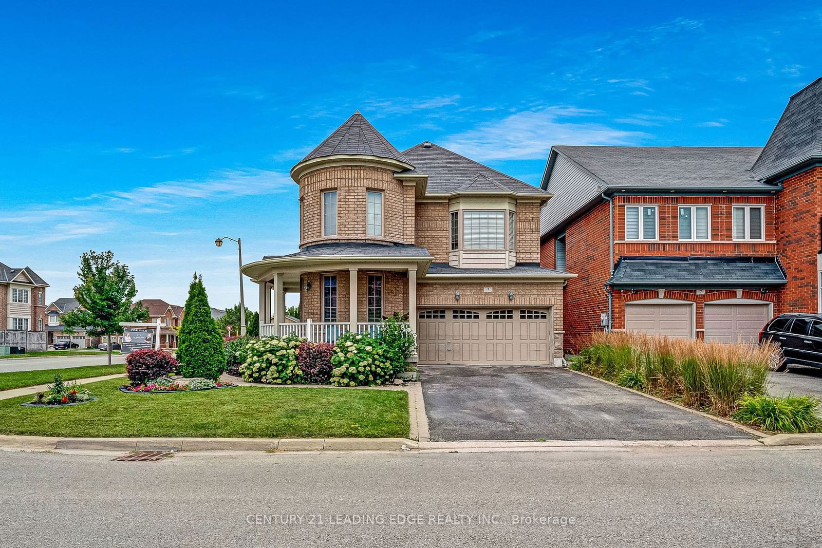 Detached House for sale at 3 Sweetner Drive, Whitchurch-Stouffville, Stouffville, L4A 0T3 - MLS: N11974045