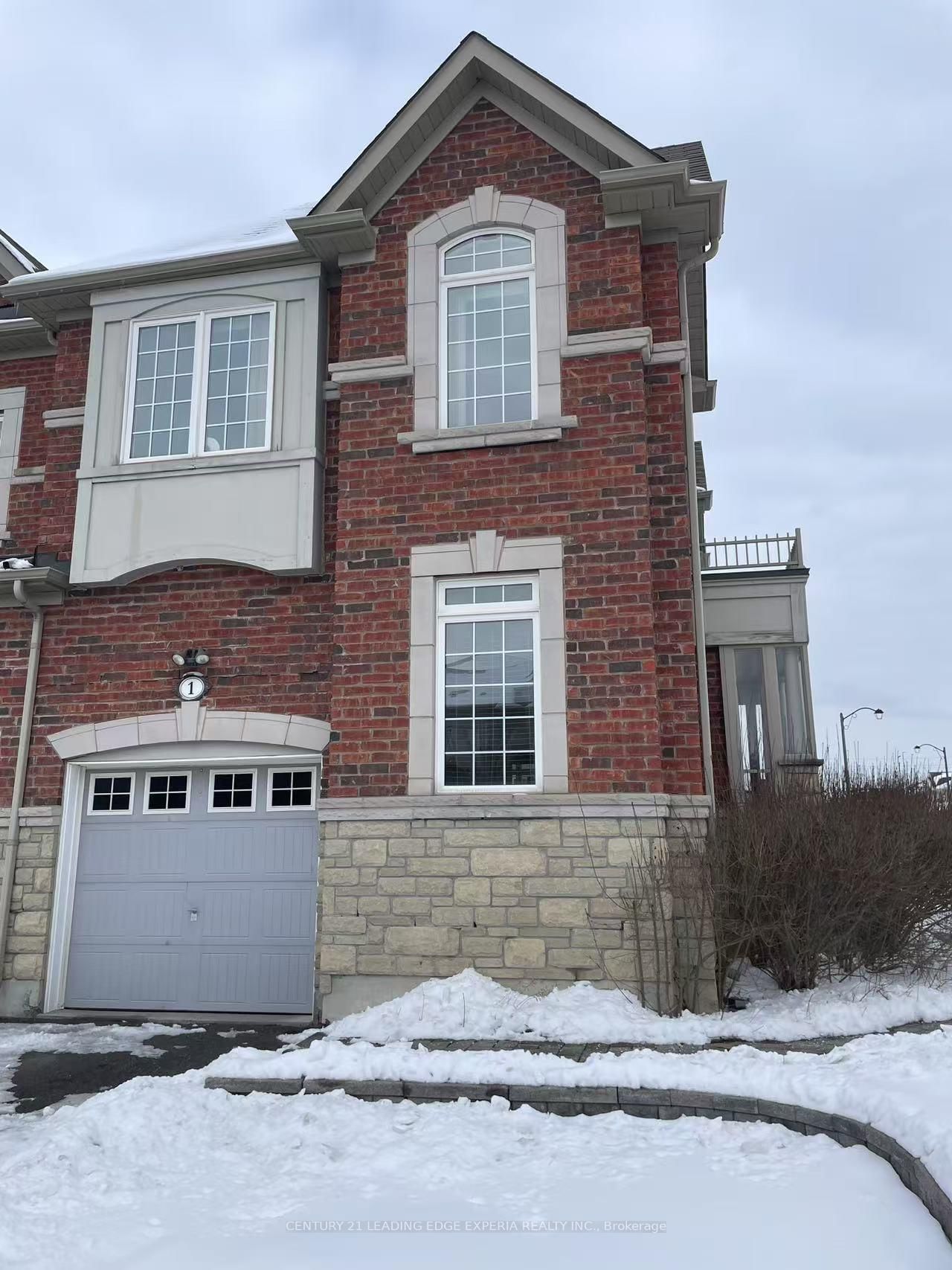 Townhouse leased at 1 Lindvest Crescent, Vaughan, Patterson, L6A 4N3 - MLS: N11974153