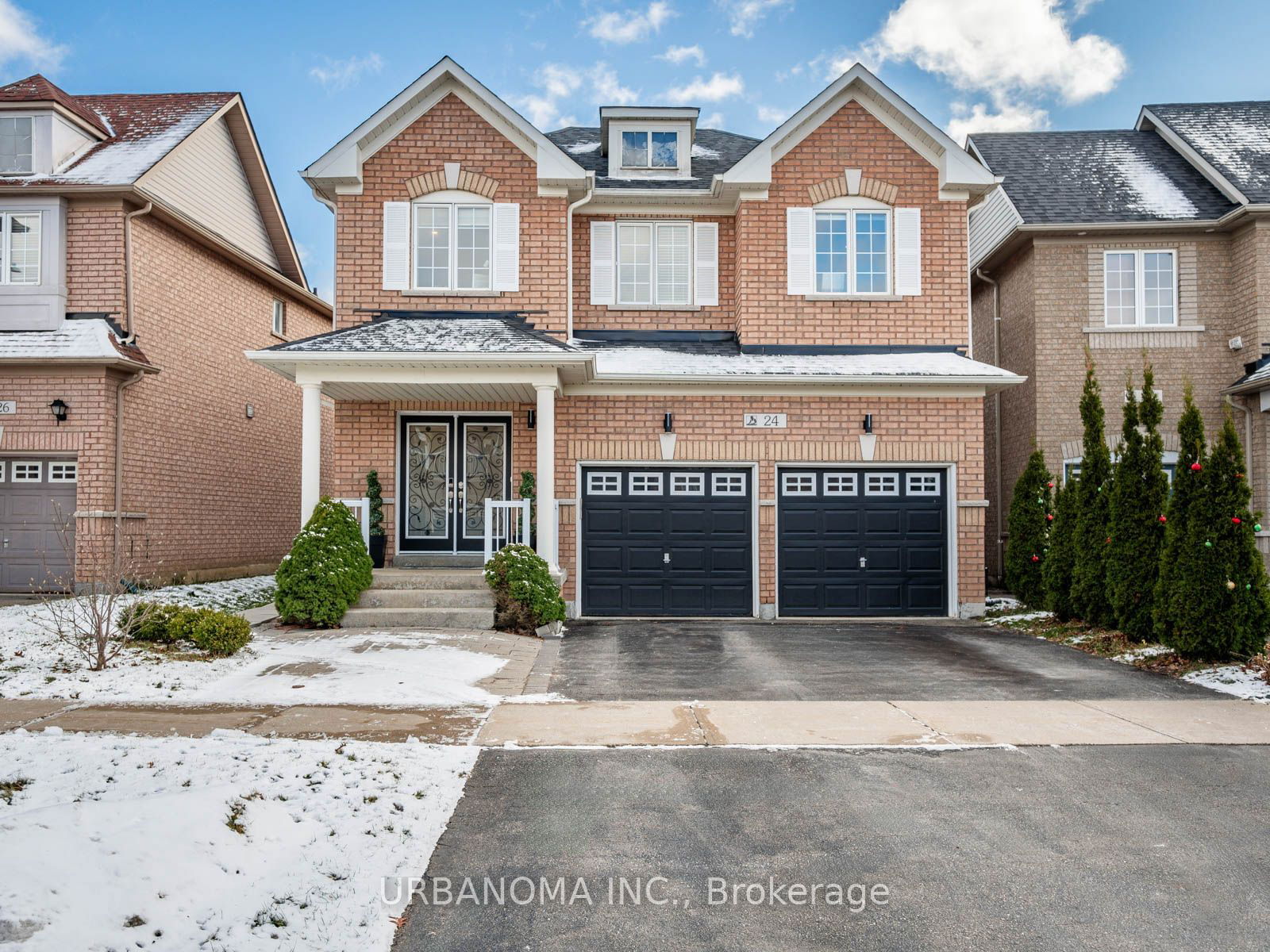 Detached House for sale at 24 Palmette Drive, Richmond Hill, Oak Ridges Lake Wilcox, L4E 5A4 - MLS: N11974309