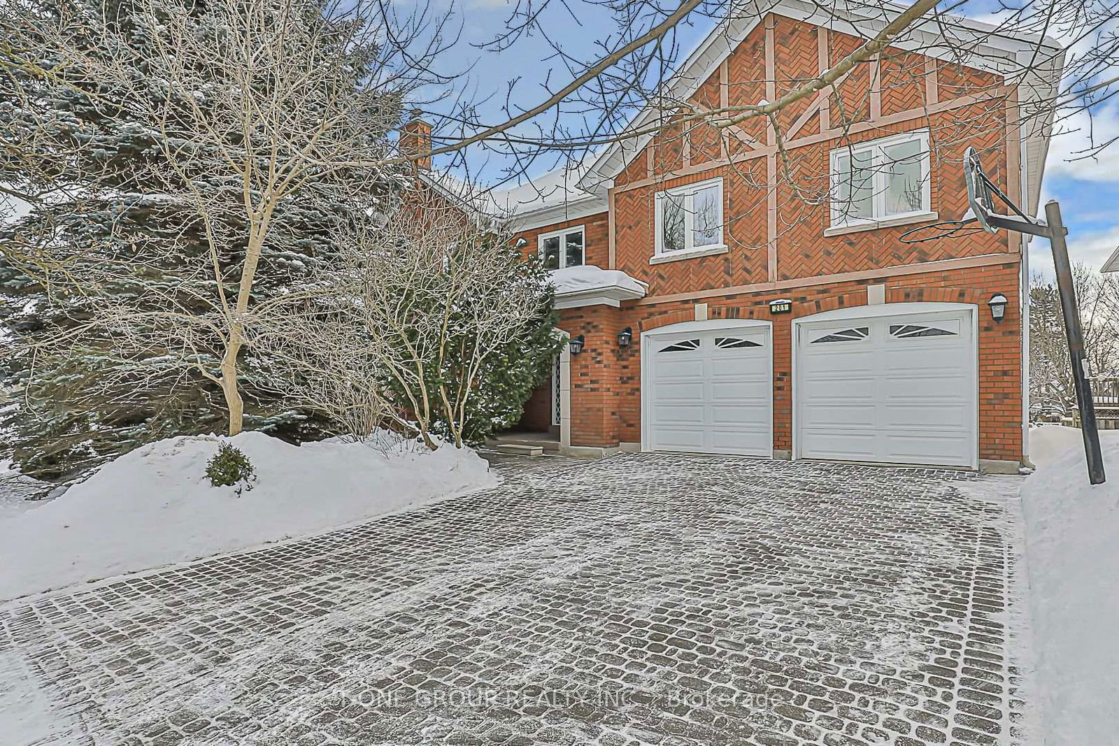 Detached House for sale at 201 Strathearn Avenue, Richmond Hill, Bayview Hill, L4B 2S7 - MLS: N11974543