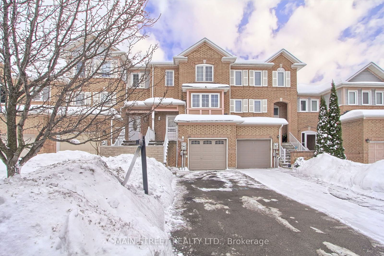 Townhouse for sale at 75 Baywell Crescent, Aurora, Bayview Wellington, L4G 7N4 - MLS: N11974668