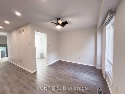 58 Rose Way, Markham - Markham Village image-0-1