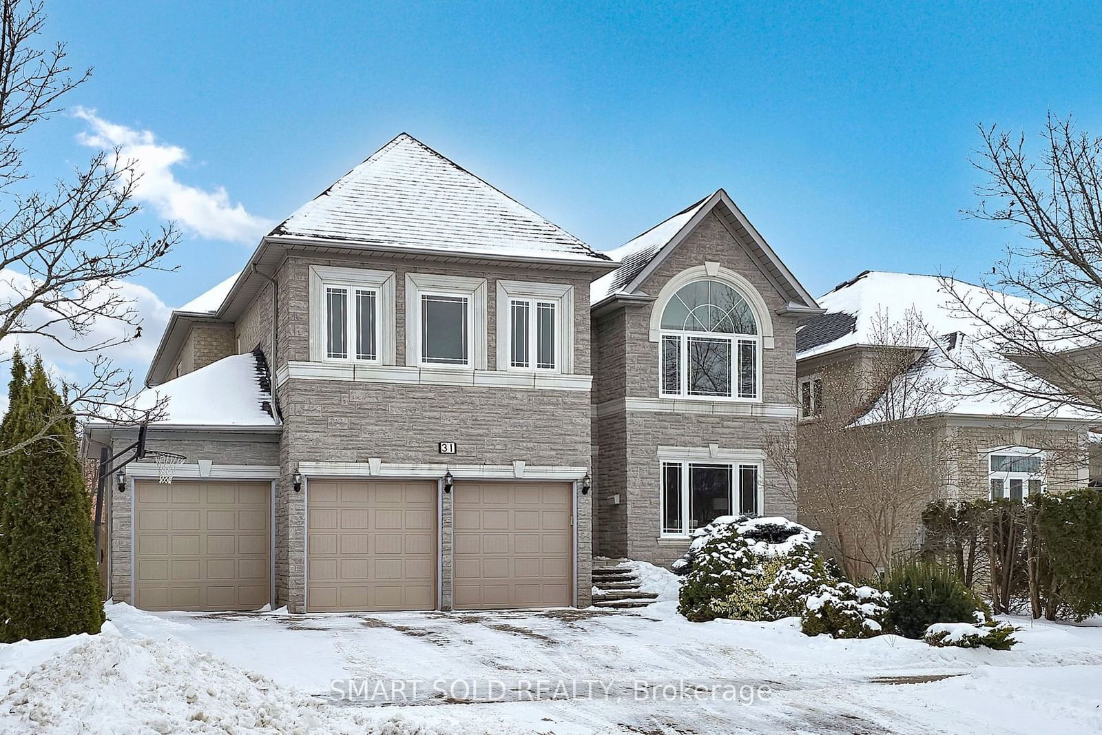 Detached House for sale at 31 Black Walnut Crescent, Richmond Hill, Langstaff, L4B 3S3 - MLS: N11974819