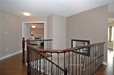 1bdr119 Alamo Heights Dr, Richmond Hill - Westbrook image-0-4