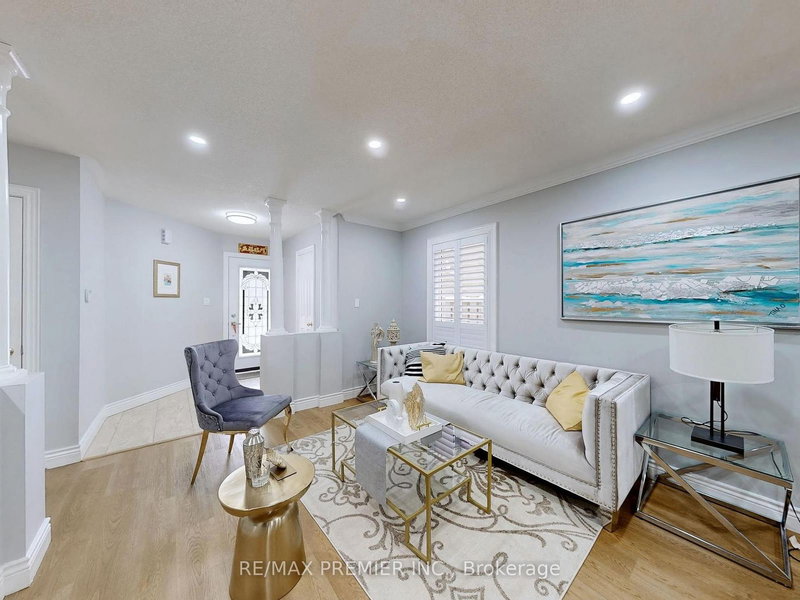 336 St Joan Of Arc Ave, Vaughan, L6A 3N1 | Image 3