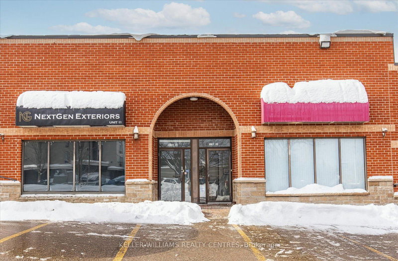 10 - 110 Pony Dr, Newmarket, L3Y 7B6 | Image 2