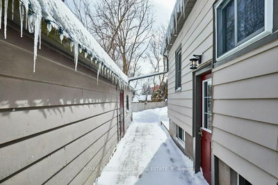 154 Victoria Dr, Uxbridge - Uxbridge image-0-3