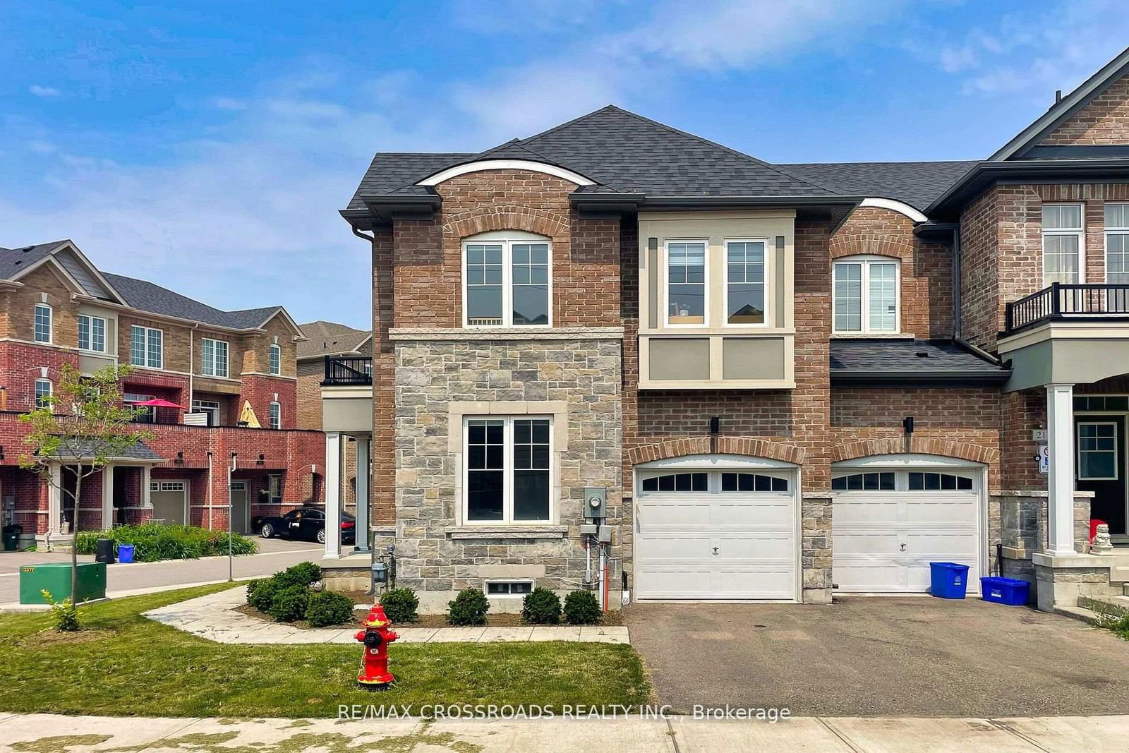 Townhouse for sale at 305 Clay stones Street, Newmarket, Glenway Estates, L3X 0M1 - MLS: N11975996