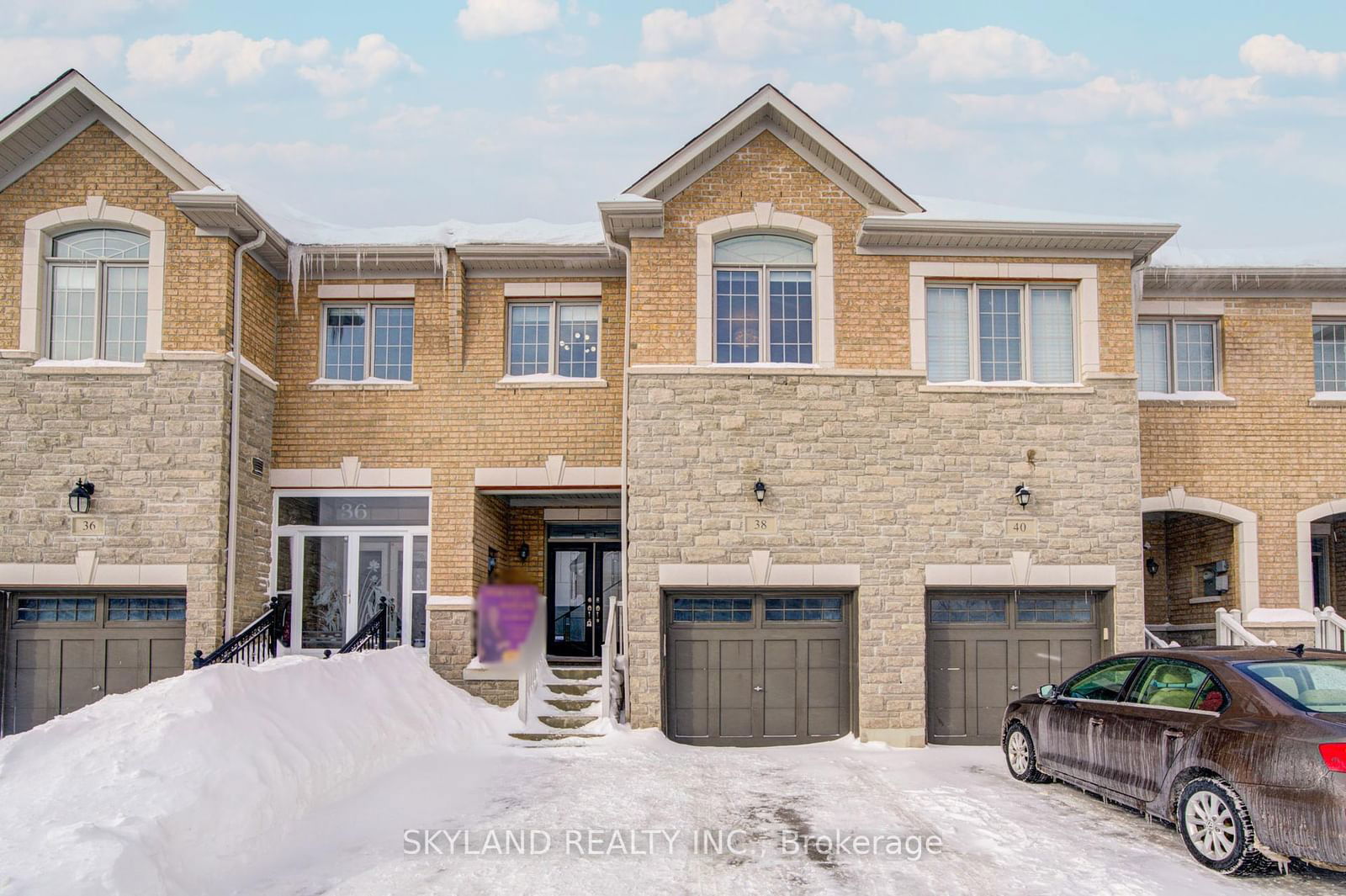 Townhouse for sale at 38 Port Arthur Crescent, Richmond Hill, Jefferson, L4E 1B5 - MLS: N11976104