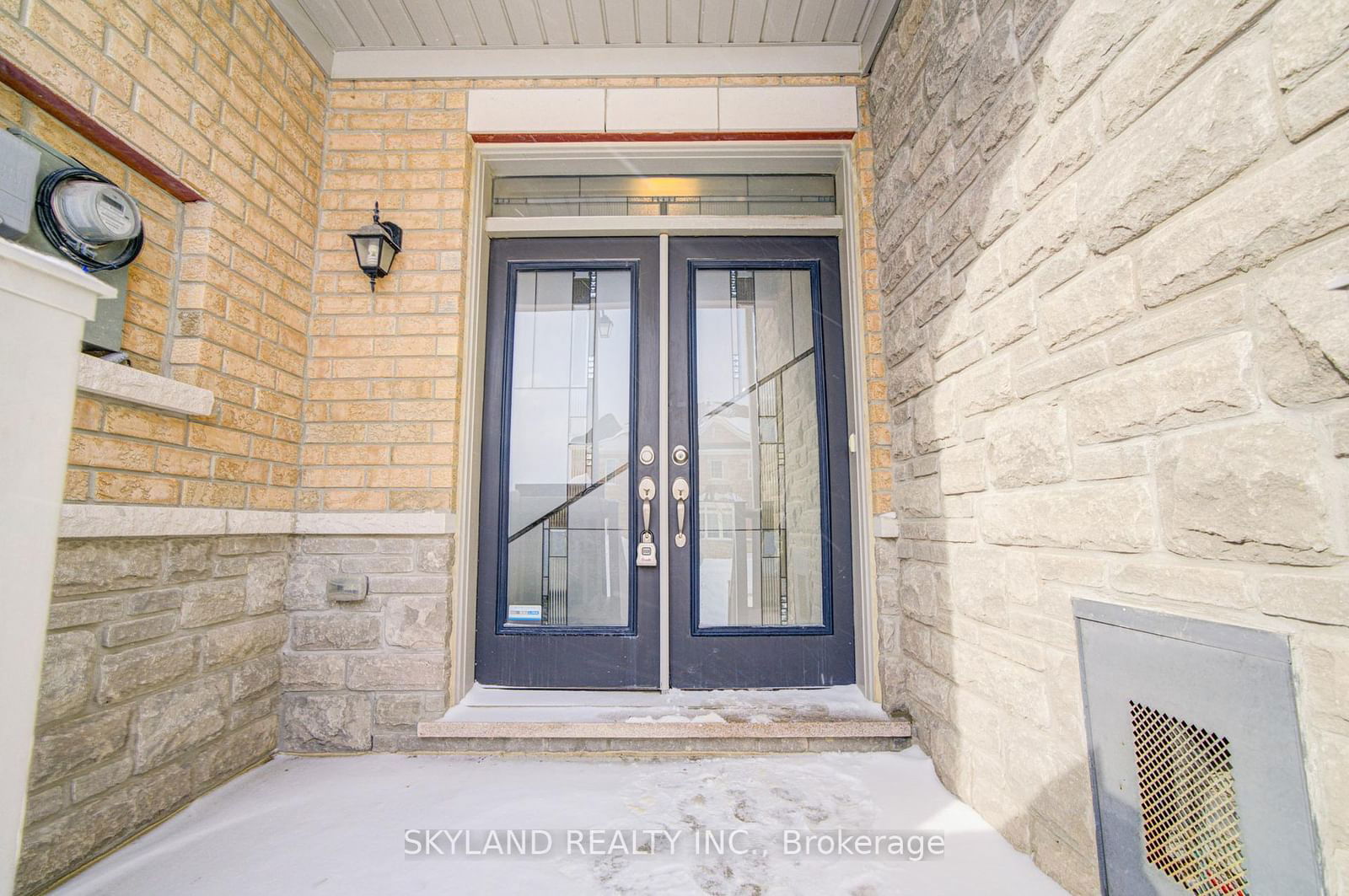 Townhouse for sale at 38 Port Arthur Crescent, Richmond Hill, Jefferson, L4E 1B5 - MLS: N11976104