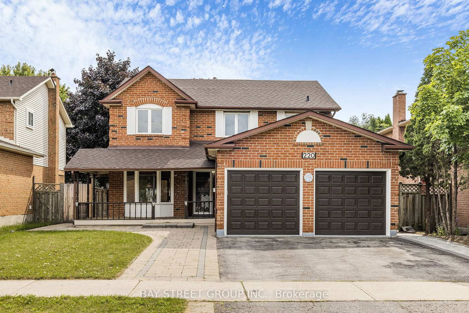 Detached House for sale at 220 Larkin Avenue, Markham, Markham Village, L3P 4Z3 - MLS: N11976118