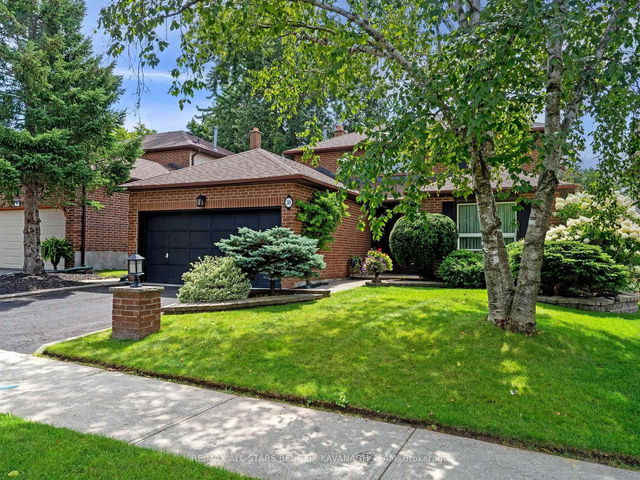 31 Larkin Avenue