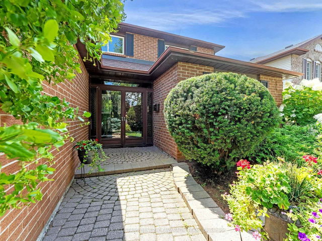 31 Larkin Avenue