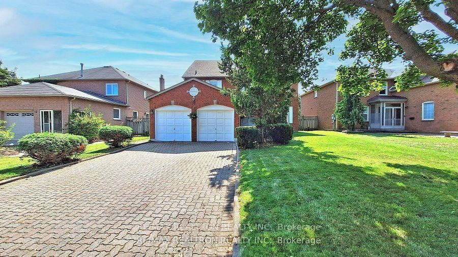 Detached House for sale at 72 Spanhouse Crescent, Markham, Unionville, L3R 4E3 - MLS: N11976731