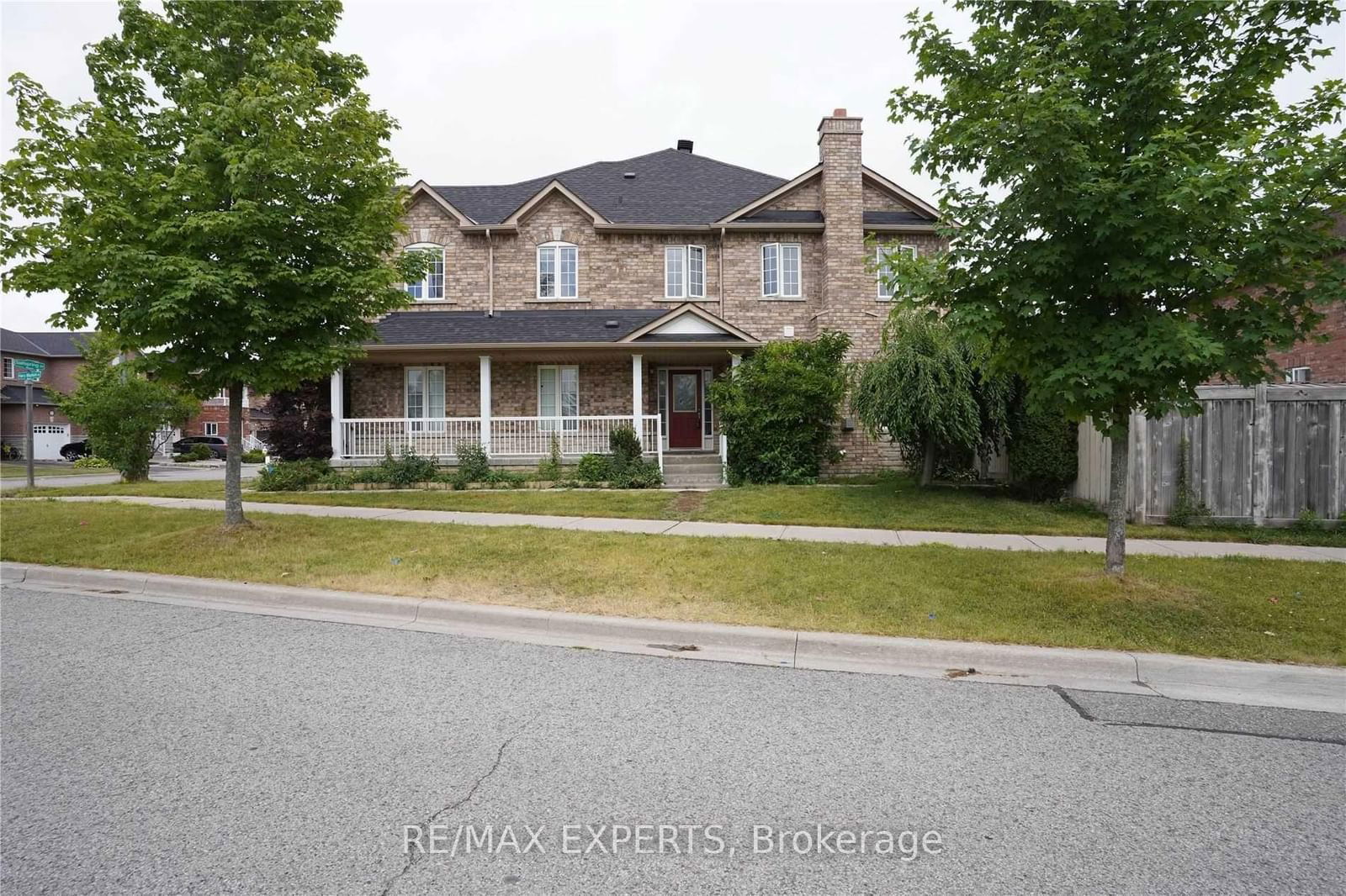 Semi-Detached House for lease at 33 Saltspring Drive, Markham, Greensborough, L6E 2H1 - MLS: N11976736